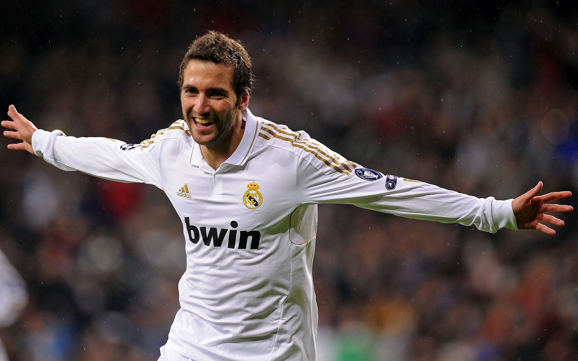 阿森纳再胜劲敌，球迷高呼“冠军气质”