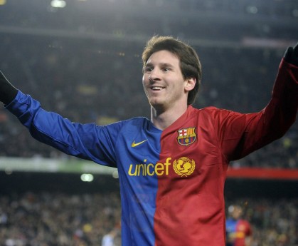 开云体育视频直播-中国足球国家队开展跨项目交流提升训练理念，足球训练跨栏怎么用